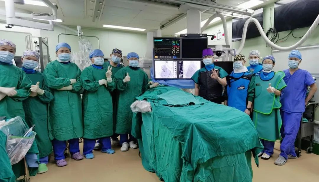 SinoCrown™首次亮相西部|四川大学华西医院成功挑战三例主动脉瓣重度狭窄的TAVR病例